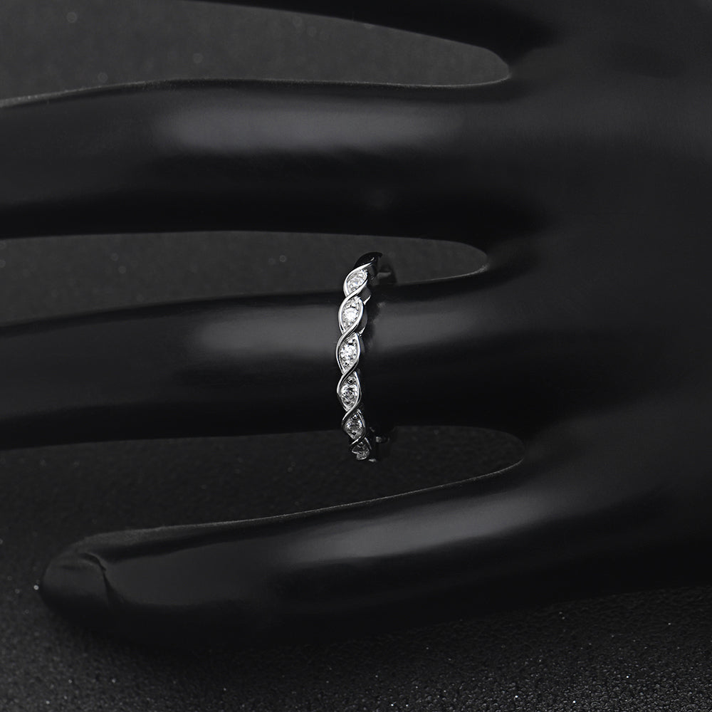 ShantiAnniversaryBandRingSterlingSilverTwistCzWomensGingerLyneCollection_Silver-4