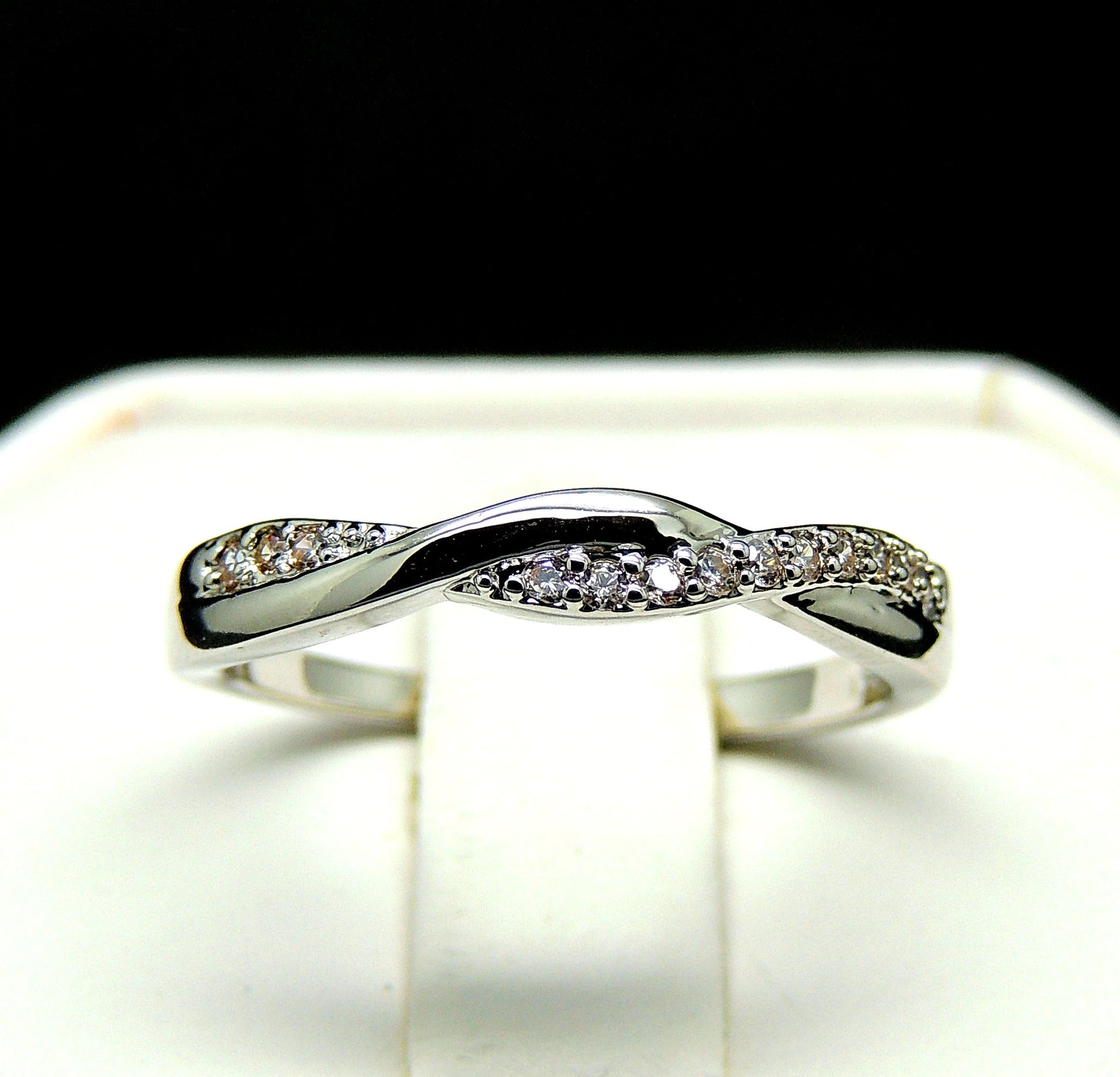 DakotaTwistedAnniversaryWeddingBandRingWomensCzGingerLyneCollection_Silver-2