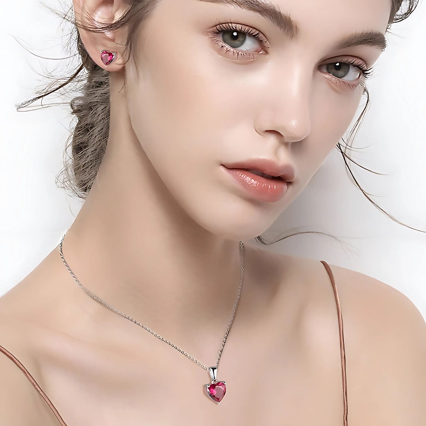 BirthstoneHeartNecklaceforWomenSolitaireCzSterlingSilverGingerLyneCollection_April-clear-5