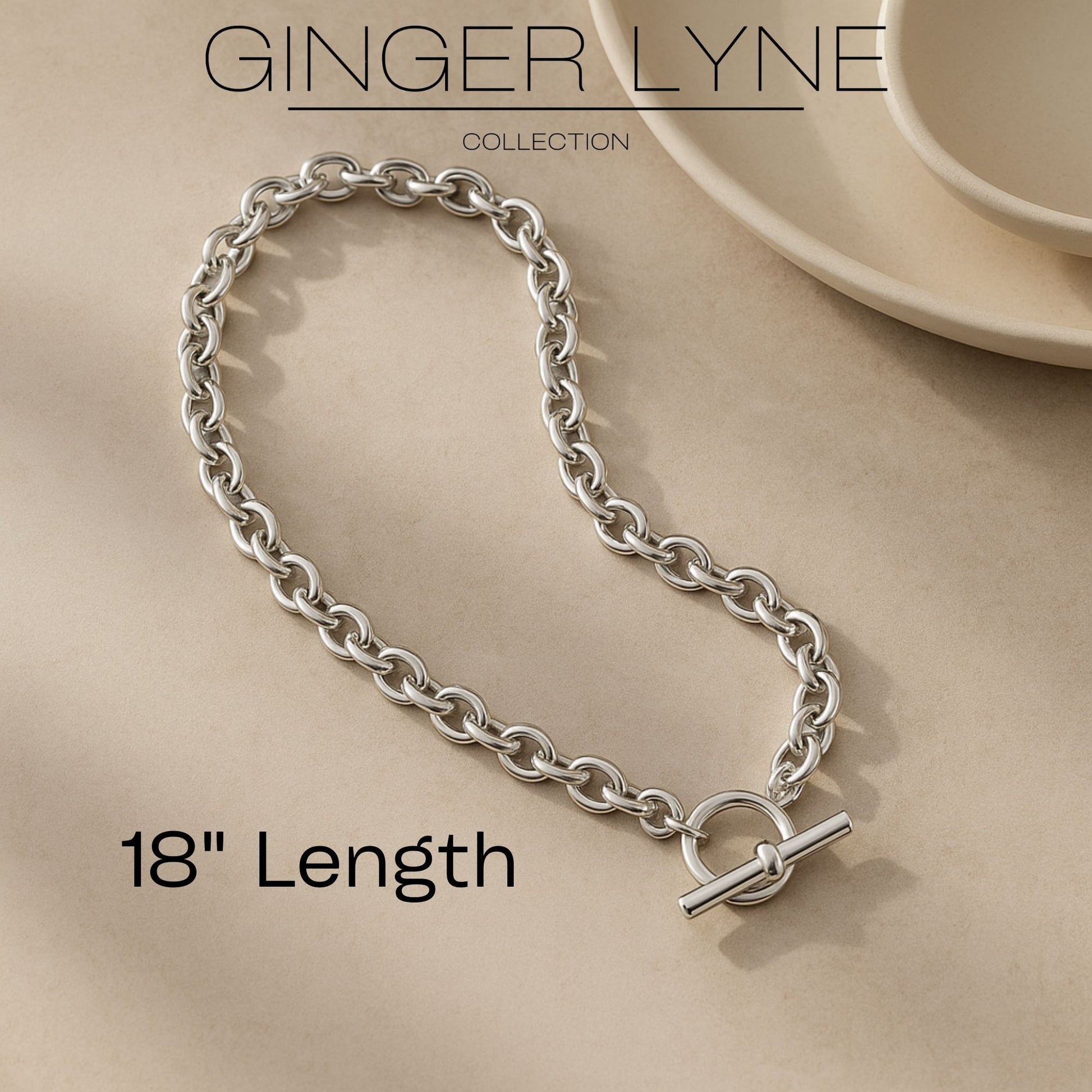 OvalLinkToggleNecklaceforWomenHeavyWeight14KTGoldPlatedStainlessSteel18"GingerLyneCollection_Gold-3