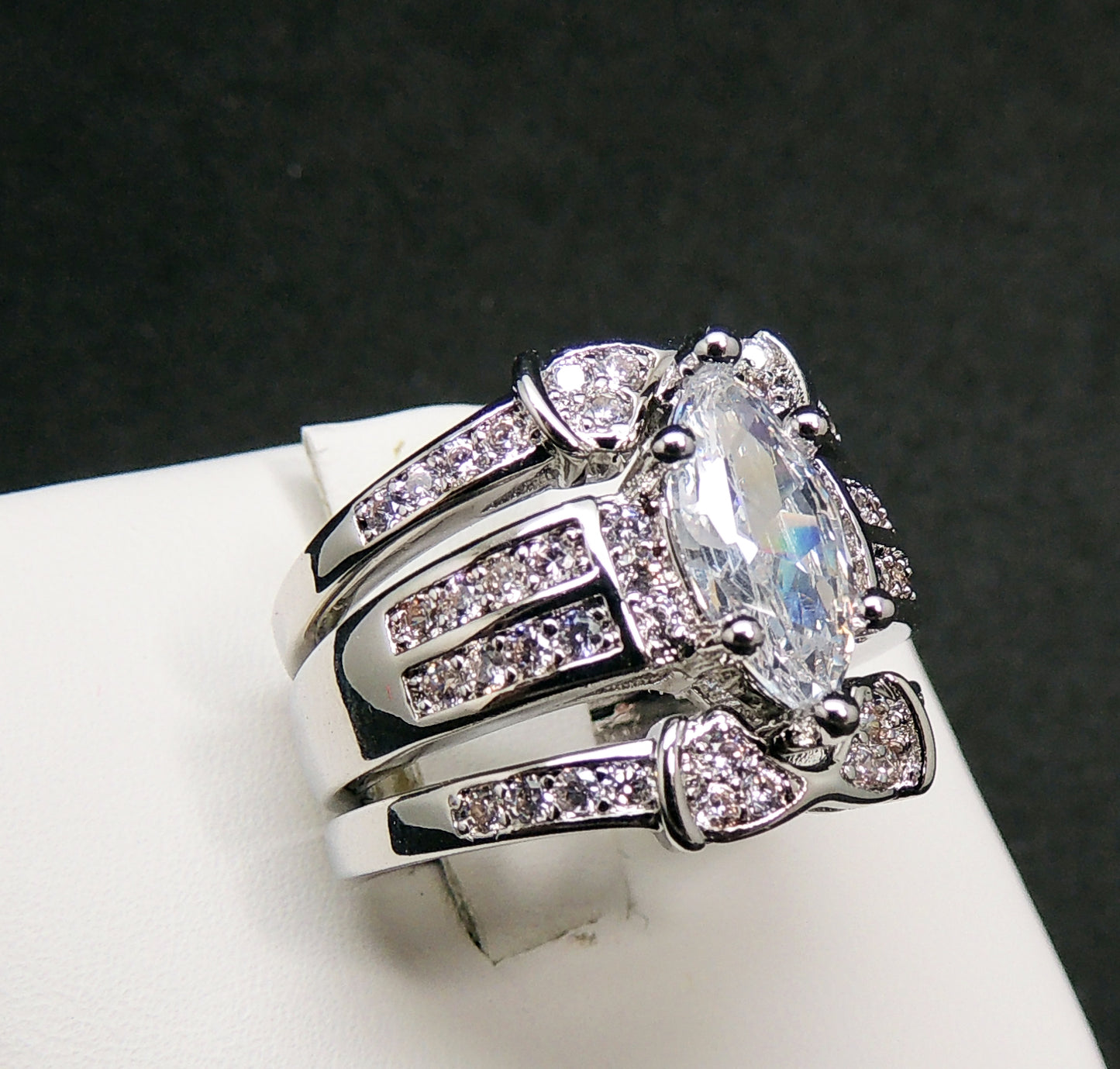 AdoraWeddingRingSetforWomenEngagementRing2MatchingBandCubicZirconiaBlackHaloGingerLyneCollection_Silver-2