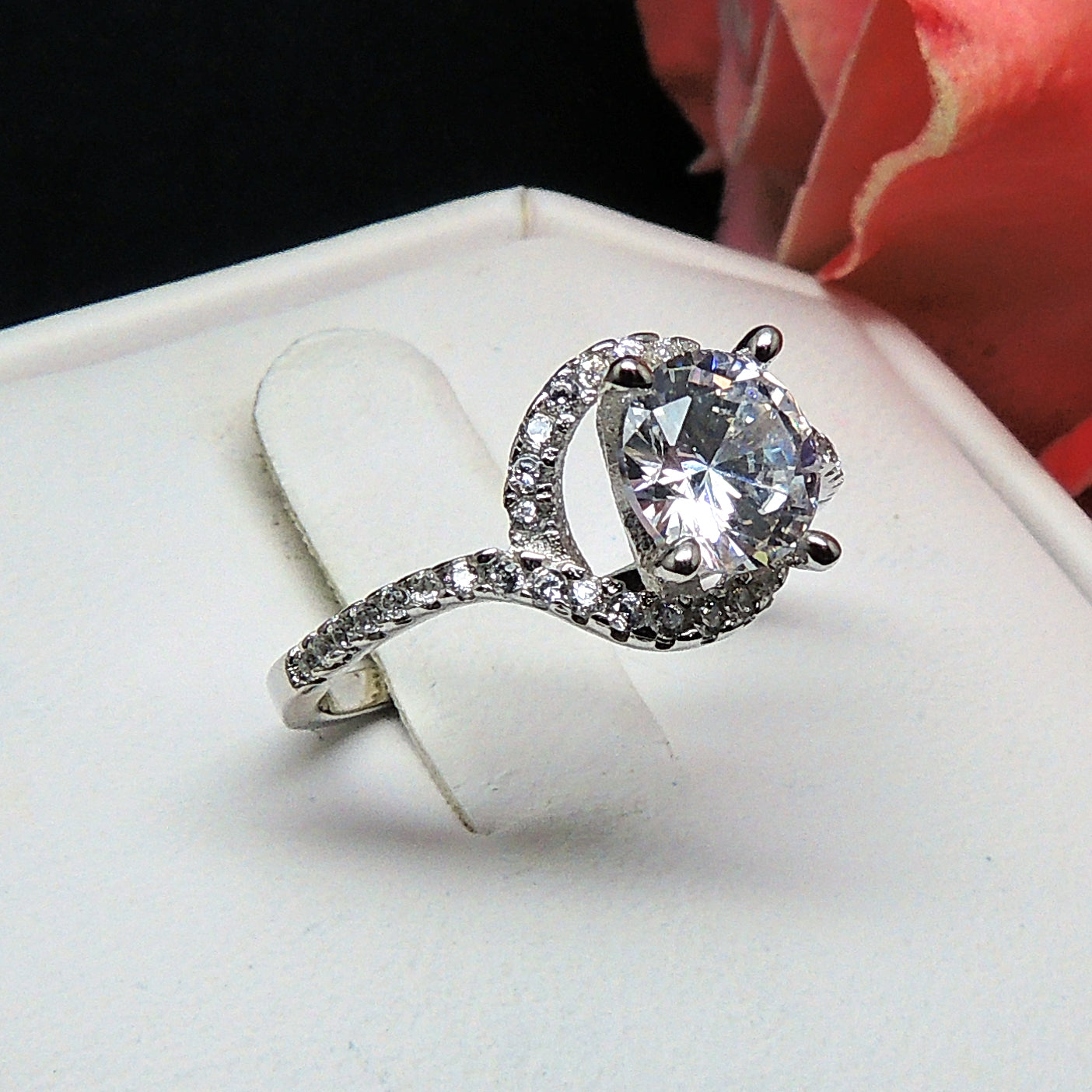 JohannaEngagementRingSolitaireHaloSterlingSilverWomenGingerLyneCollection_Silver-5