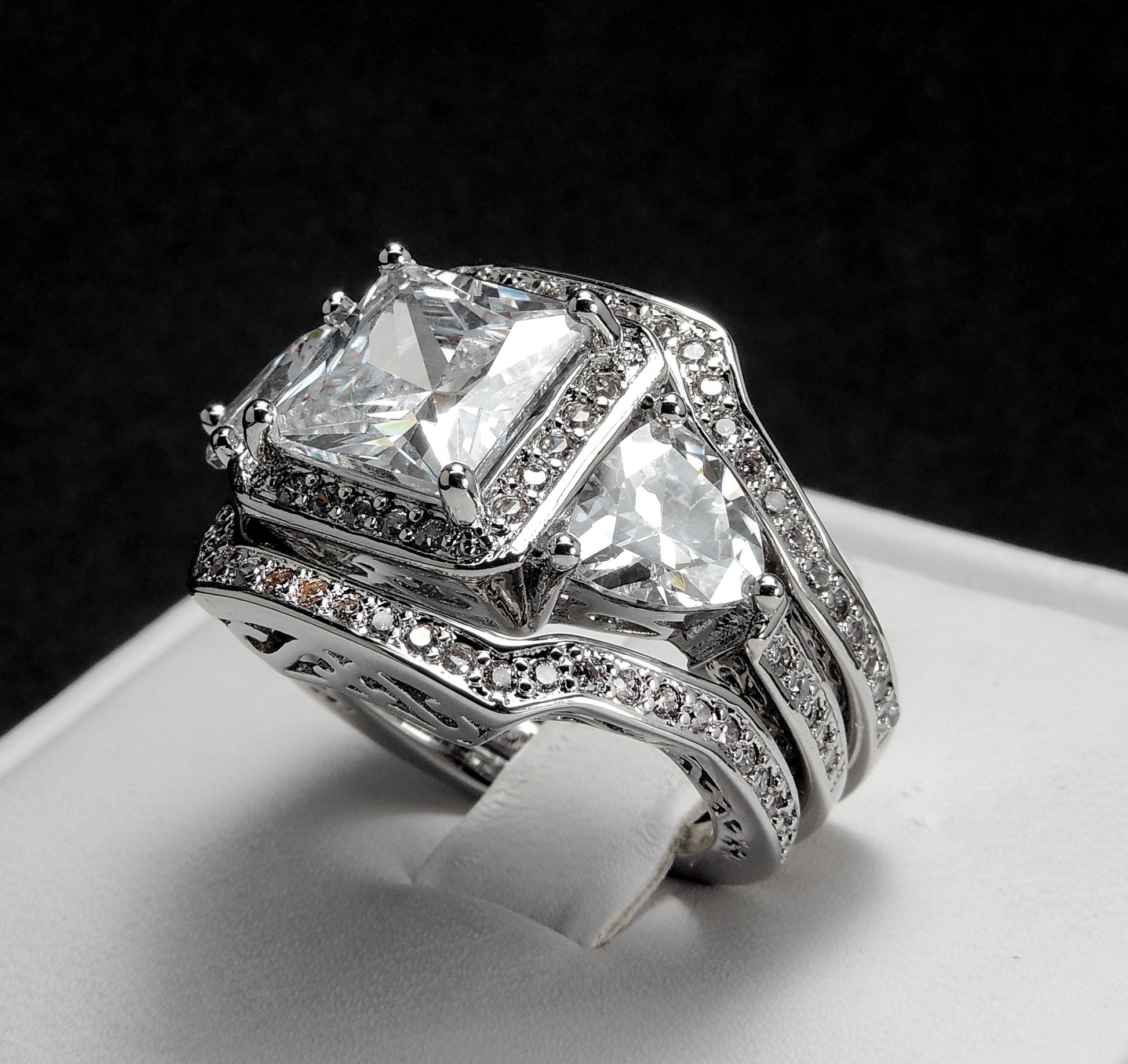 DinahWeddingRingSetforWomen3pcBandPrincessEngagementGingerLyneCollection_Silver-2