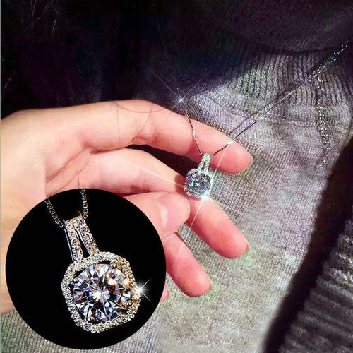 MelindaPendantNecklaceHaloSolitaireCubicZirconiaWomenGingerLyneCollection_Silver-4
