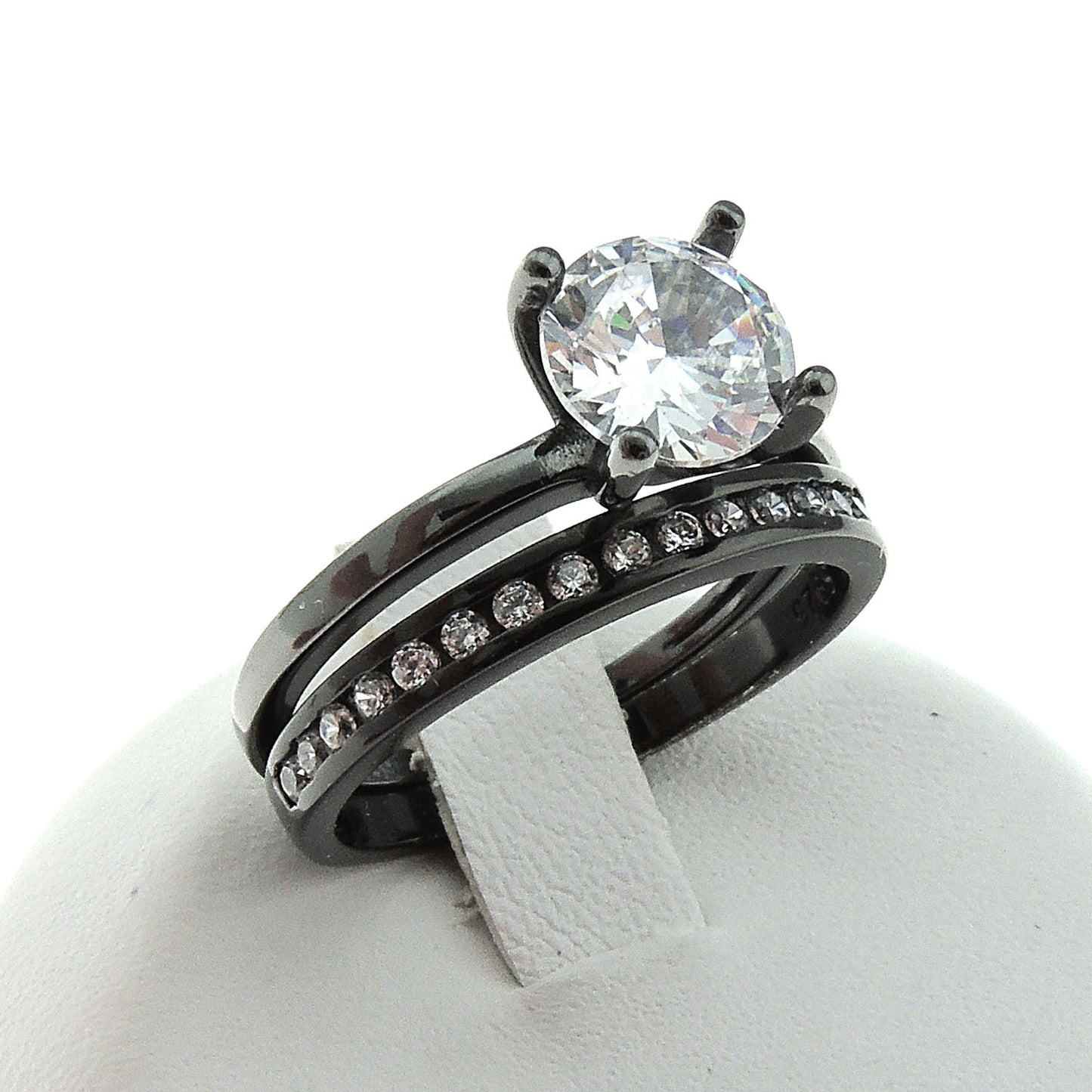 EnvyWeddingRingSetforWomen1.25CtSolitaireEngagementMatchingBandGingerLyneCollection_Black/ClearSet-2