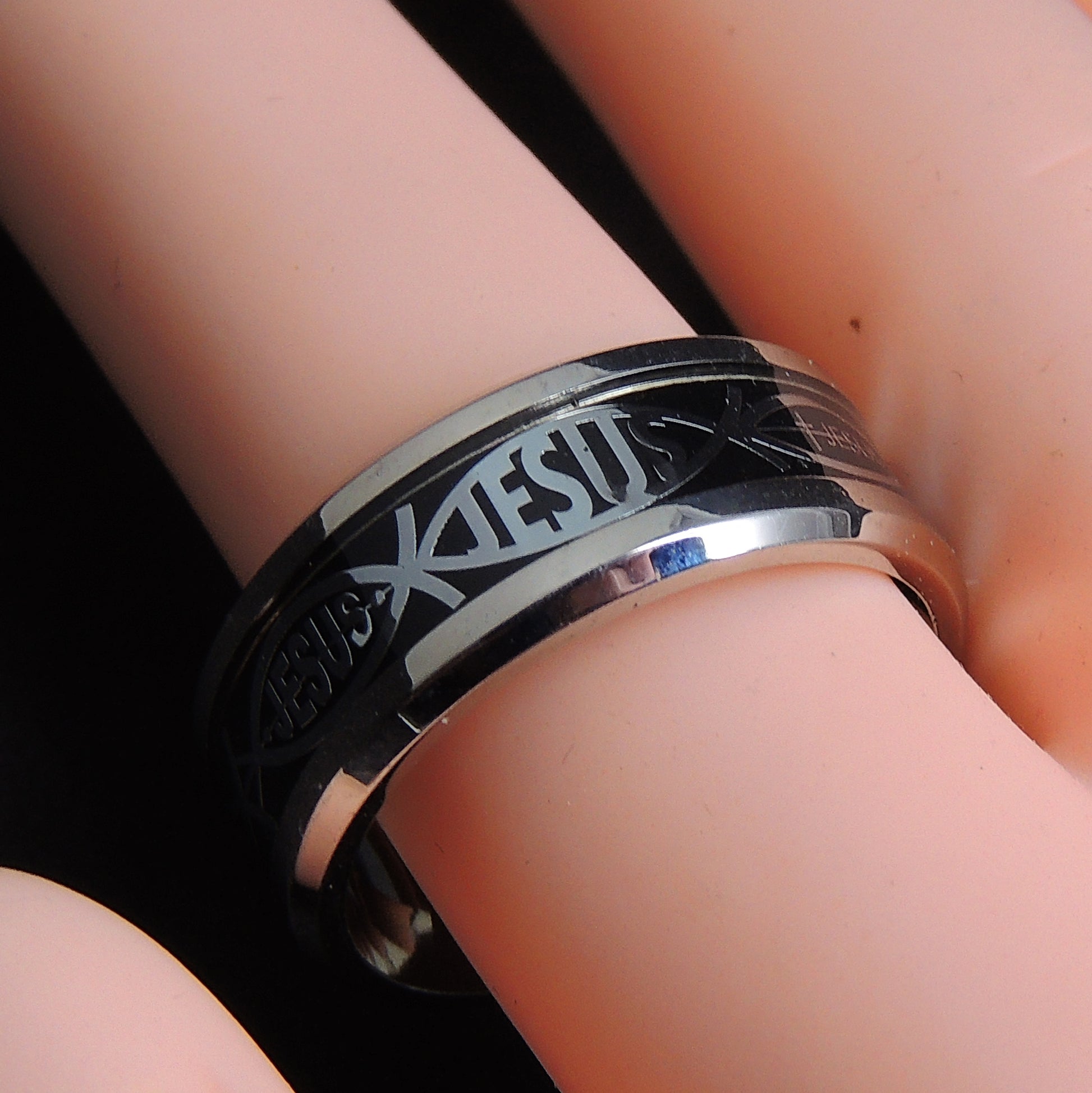 JesusFishWeddingBandforMenorWomen8mmStainlessSteelRingbyGingerLyneCollection_Black-4