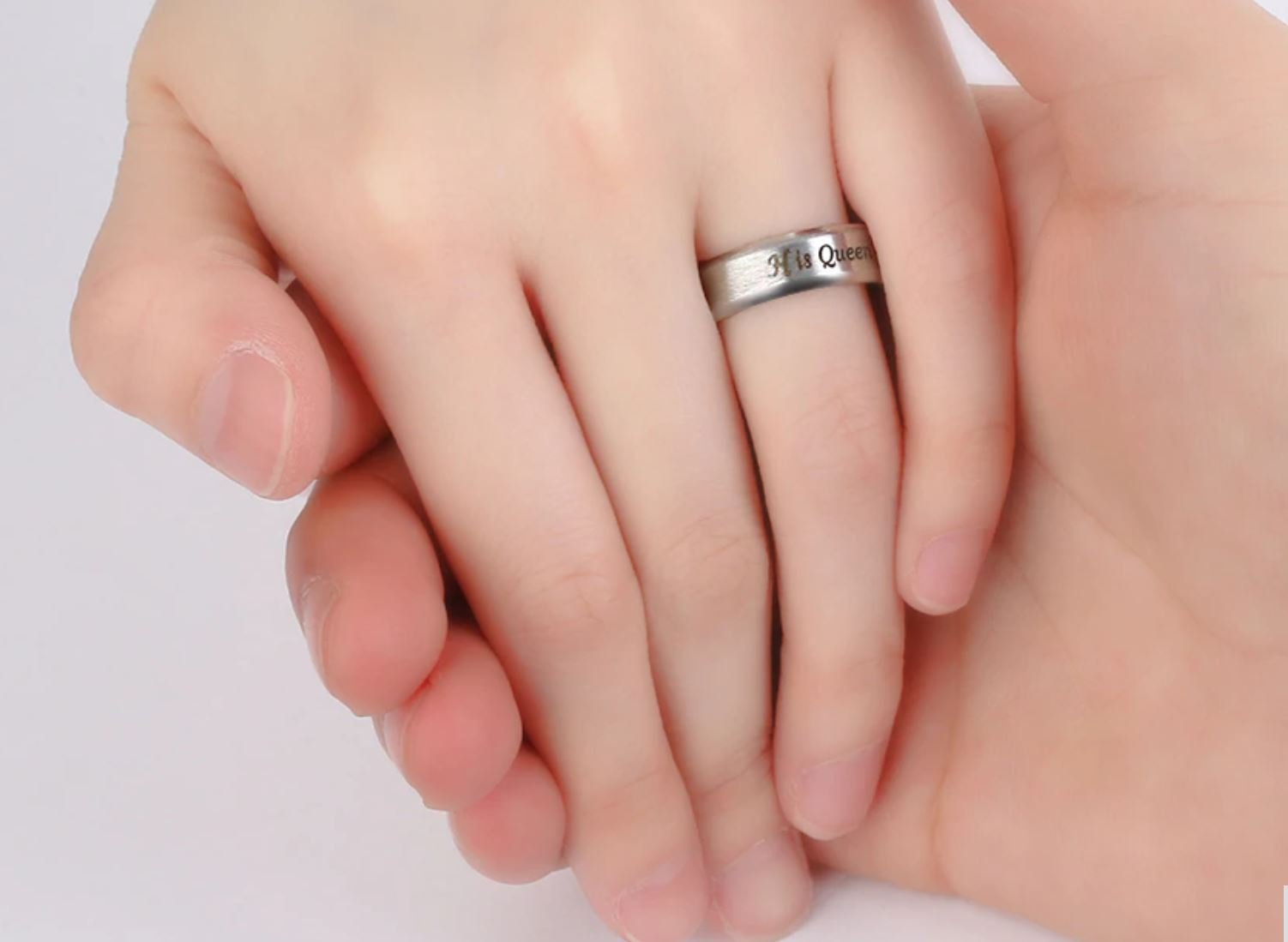 KingorQueen6or8mmStainlessSteelWeddingBandRingMenorWomenbyGingerLyne_Male-KingBlack-5