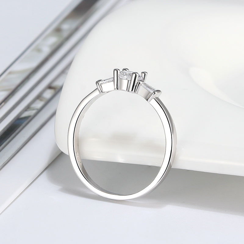 SolitaireWeddingEngagementRingforWomenSterlingSilverCzGingerLyneCollection_Clear-4