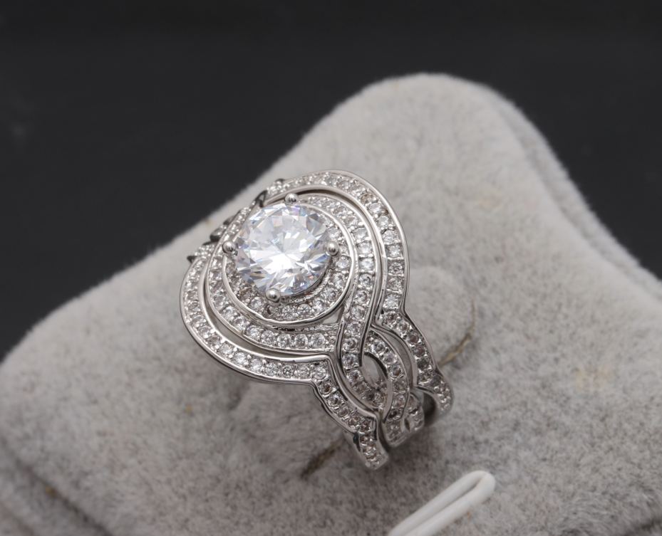 BarbaraWeddingRingSetforWomenHalo3pcEngagementMatchingBandsGingerLyneCollection_Silver-4
