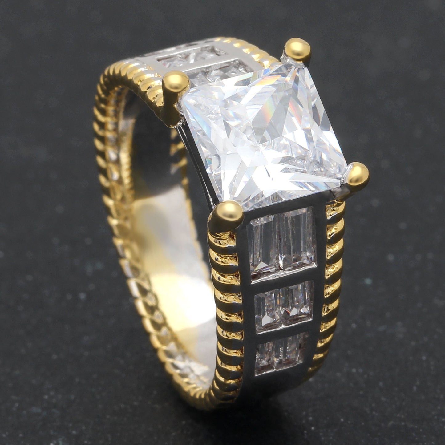 CharlieEngagementPaveCZWomensGingerLyneCollectionSize5_Clear-3
