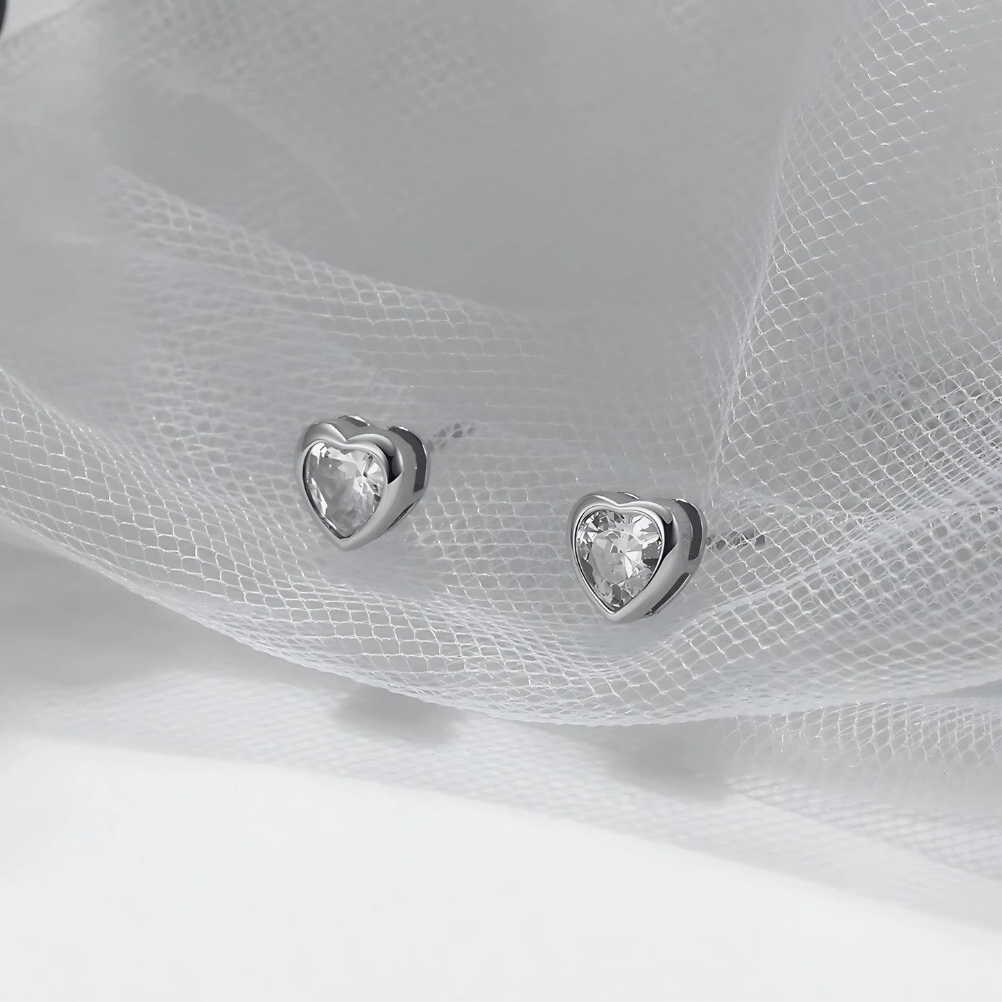 HeartEarringsforWomenbyGingerLyneSterlingSilverStudSolitaireCubicZirconia_Silver-3