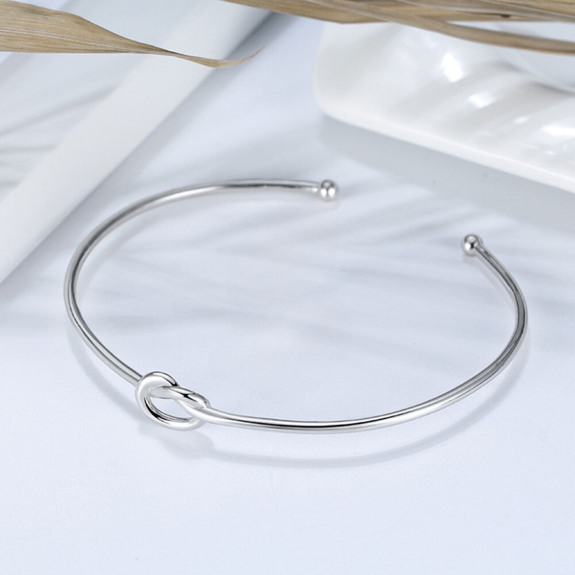 LoveKnotBraceletforWomenorMenbyGingerLyne|BridalPartyGifts|SterlingSilverBangleforWomenAdjustable_Silver-2
