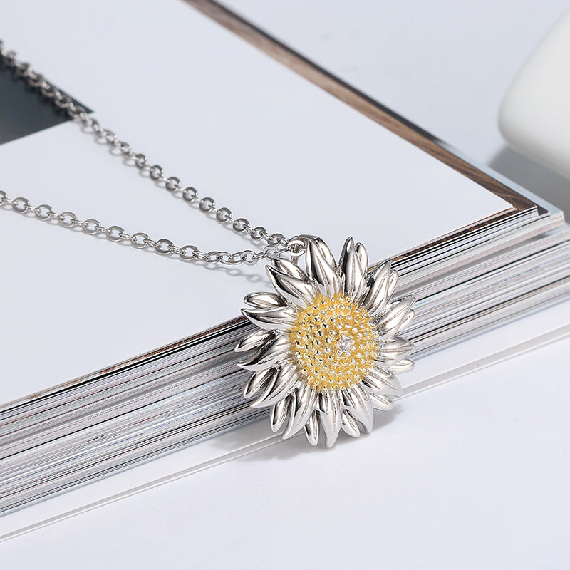 DaisyPendantNecklaceforWomenTwpToneSterlingSilverClearCzGingerLyneCollection_Silver-4