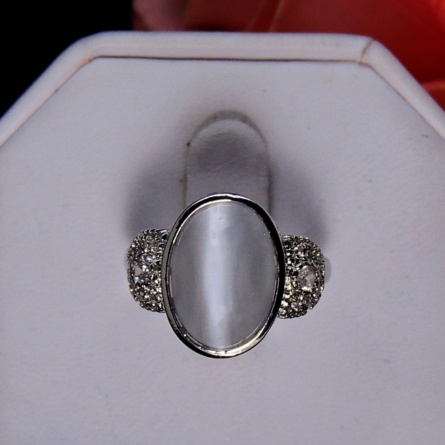 CoryStatementRingWomenOvalMoonstoneWhiteGoldPlatedGingerLyneCollection_Silver-5