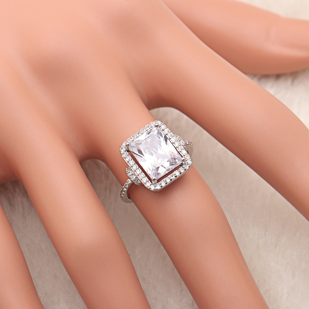 DorianEngagementRingHaloEmeraldSterlingSilverWomenGingerLyneCollection_Silver-3