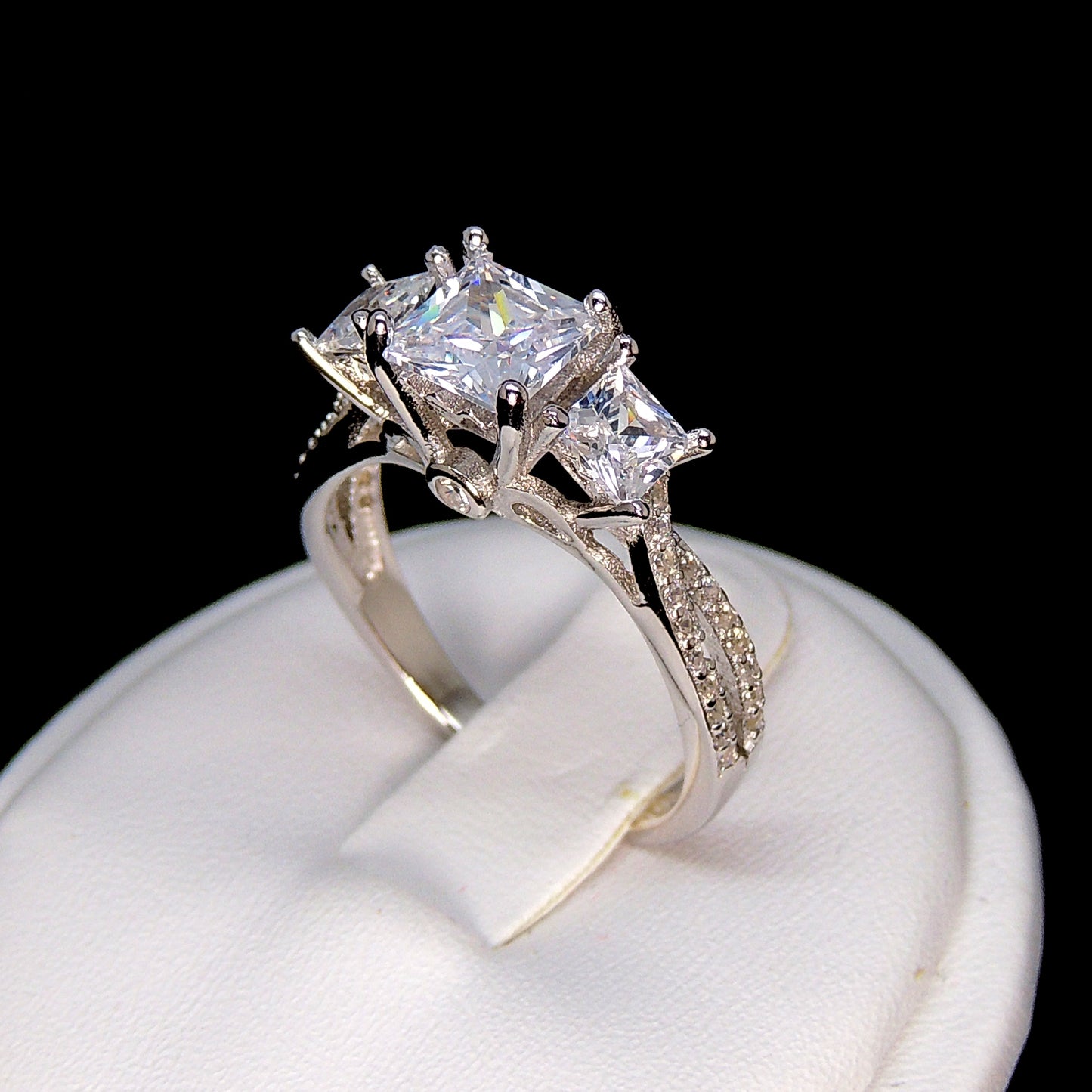 KimEngagementRingSterlingSilverPrincessCzWomensGingerLyneCollection_Silver-5