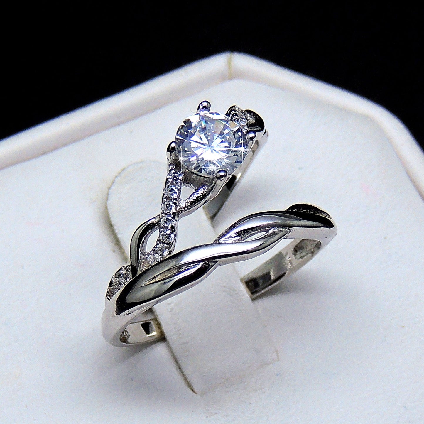 QueenaBridalSetEngagementRingCzSterlingSilverWomenGingerLyneCollection_Silver-2