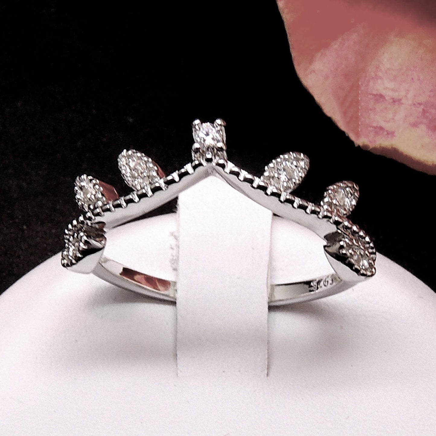 LeafBandSterlingSilverWeddingRingWomensGingerLyneCollection_Silver-6