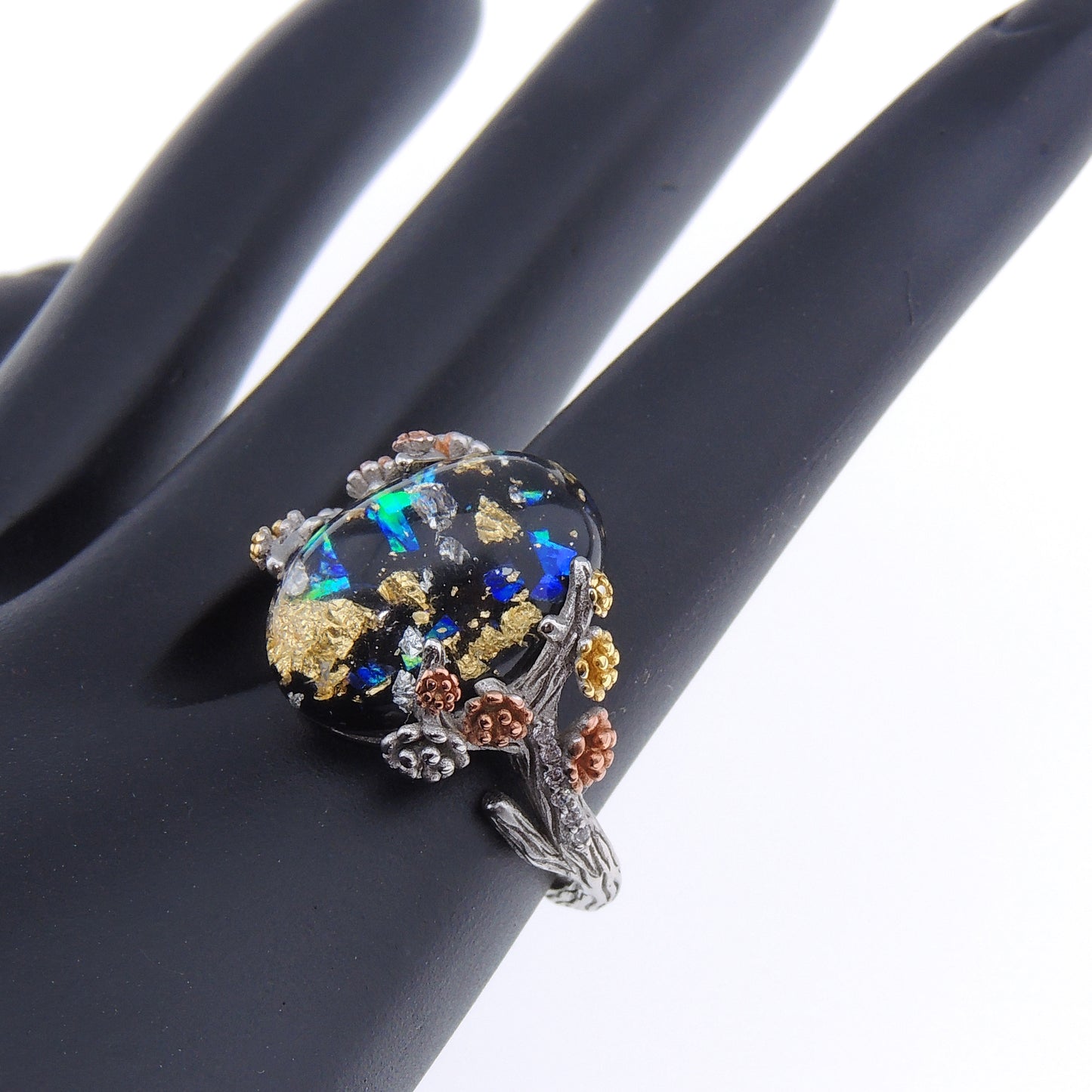 HenriettaTreeBranchFlowerRingOpalBlackSilverWomenGingerLyneCollection_SilverSetting-4