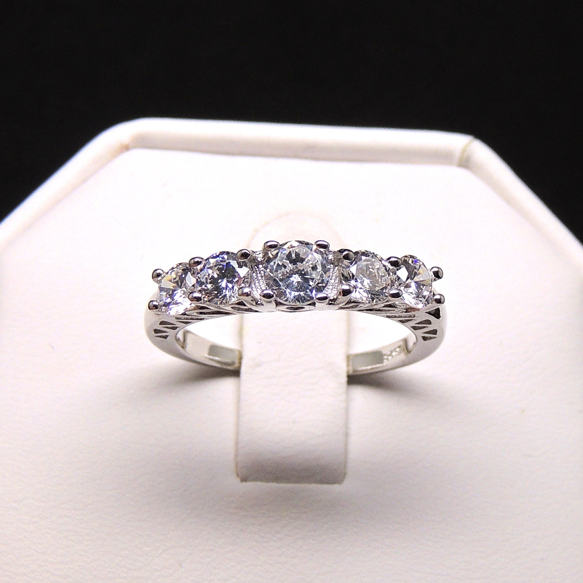 ScarletAnniversaryBandRingCzSterlingSilverWomensGingerLyneCollection10_Silver-4