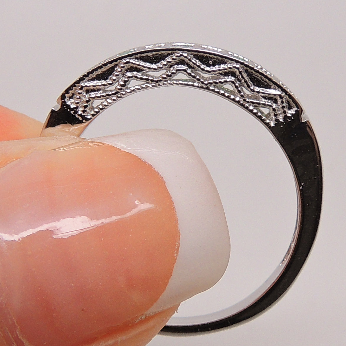 SterlingSilverAnniversaryRingWeddingBandforWomenGreenCzGingerLyneCollectionSize6_Silver-3