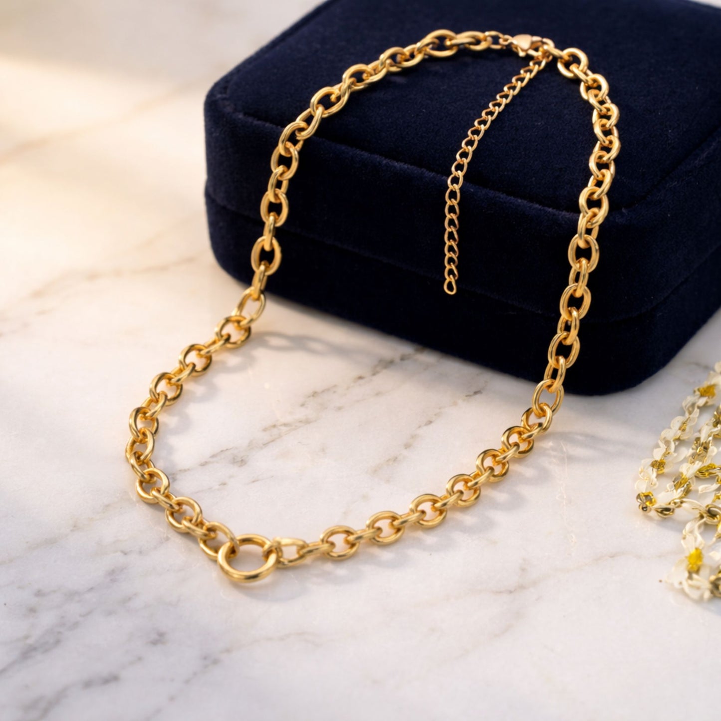 CarabinerCharmNecklaceforWomenOLinkChainRoundHolderStainlessSteelbyGingerLyne_12mm/Gold-5