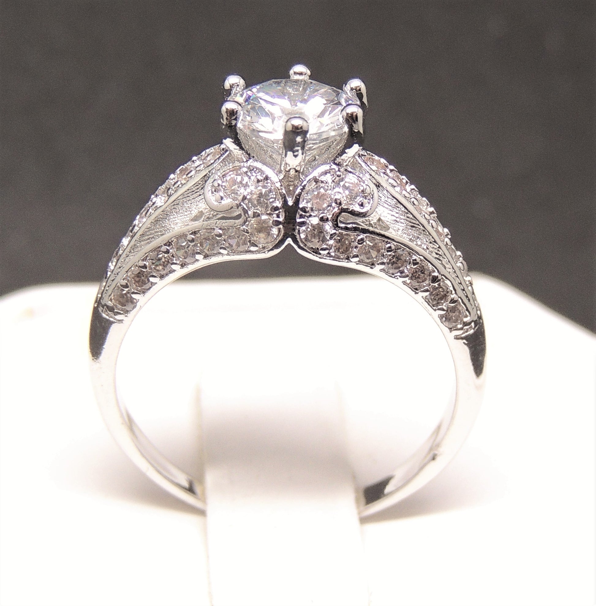 BabsSolitaireEngagementRingCubicZirconiaWomenWeddingGingerLyneCollection_Silver-3