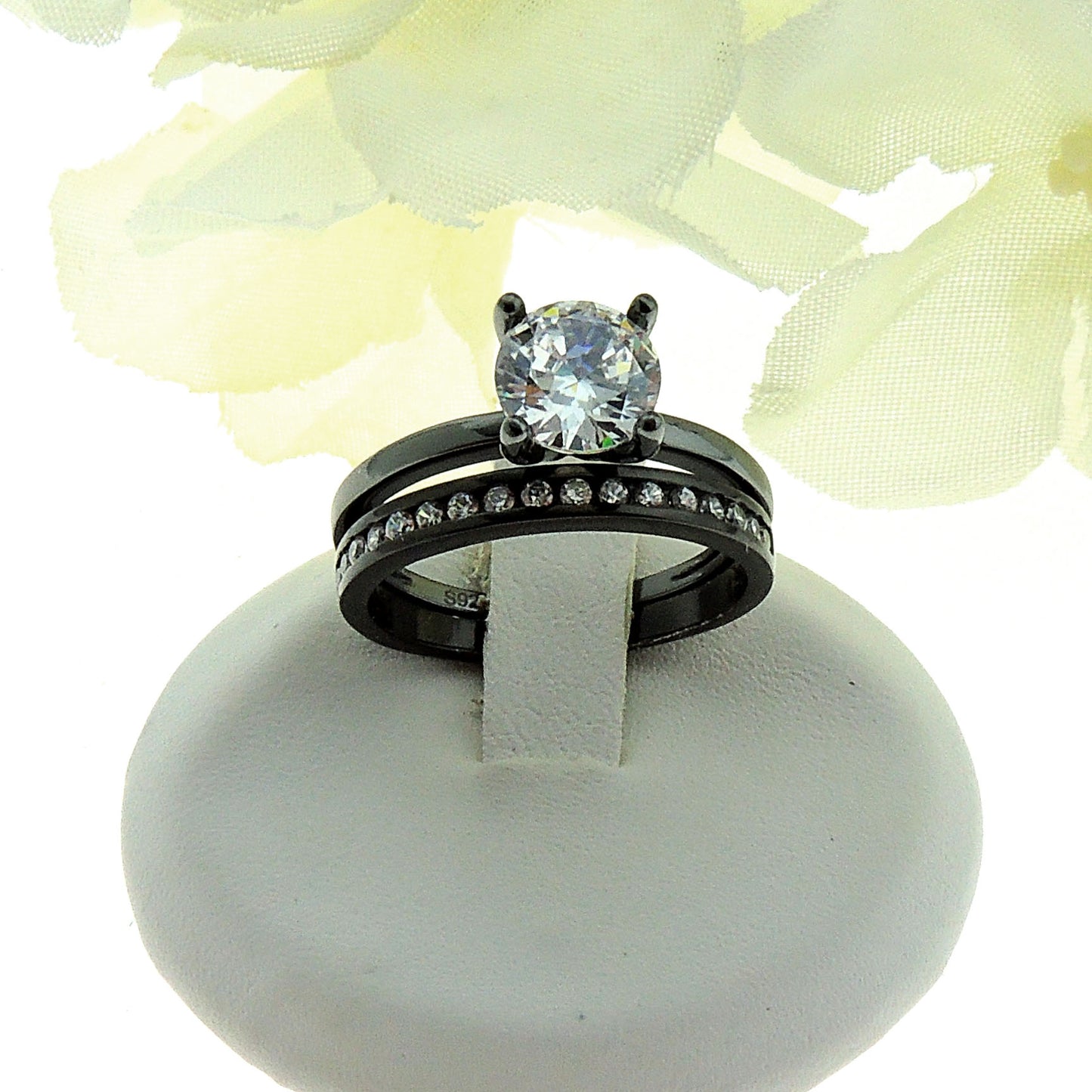 EnvyBridalSetSolitaireSilver1.25CtEngagementWomensGingerLyneCollection_Black/ClearSet-4