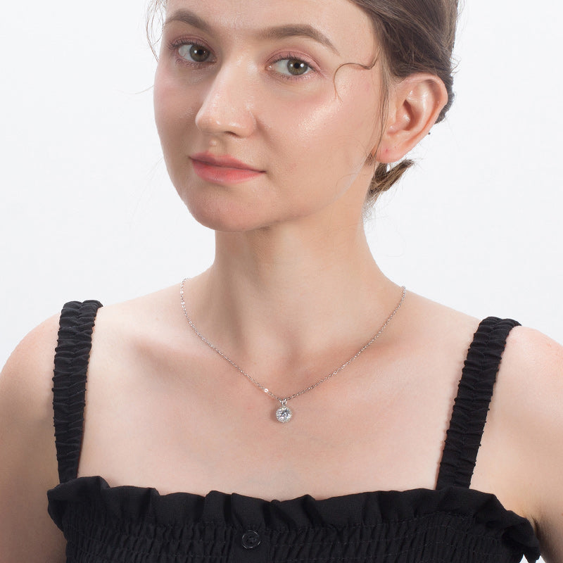 HaloRoundPendantNecklaceforWomenSterlingSilverClearCzGingerLyneCollection_Silver-6