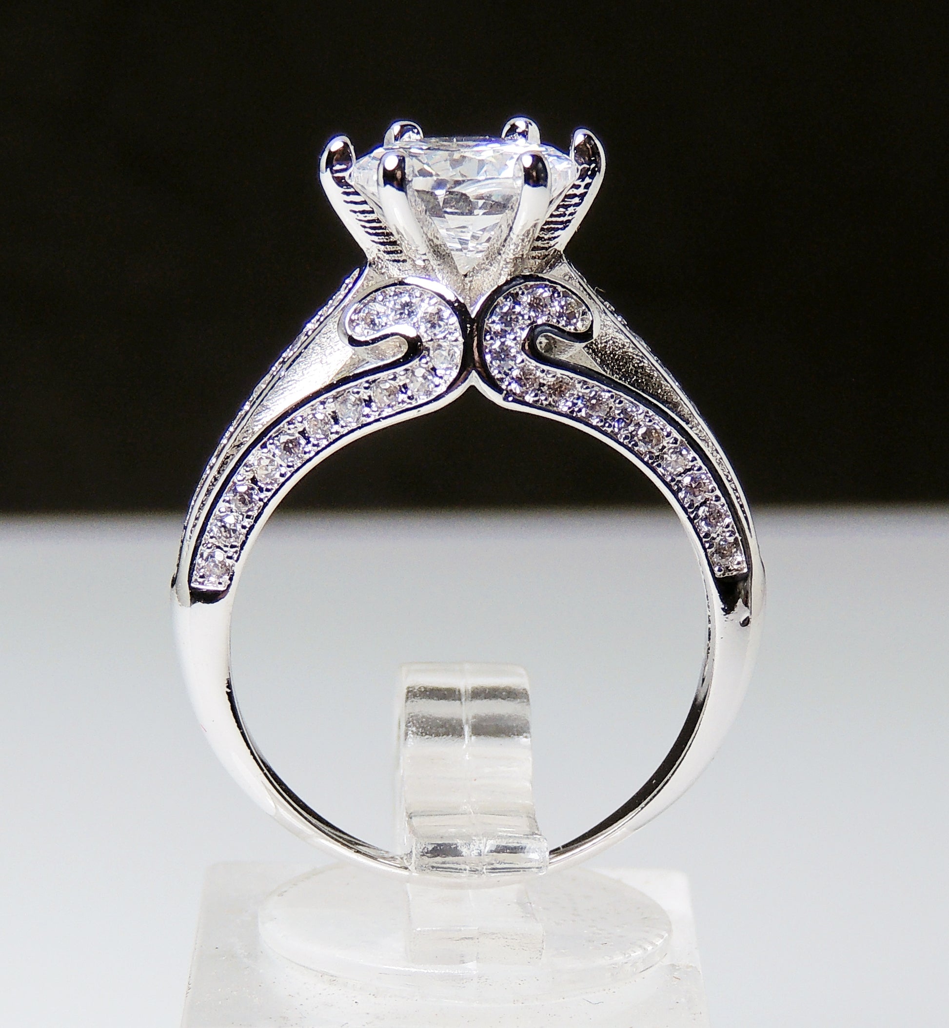 BabsSolitaireEngagementRingCubicZirconiaWomenWeddingGingerLyneCollection_Silver-2