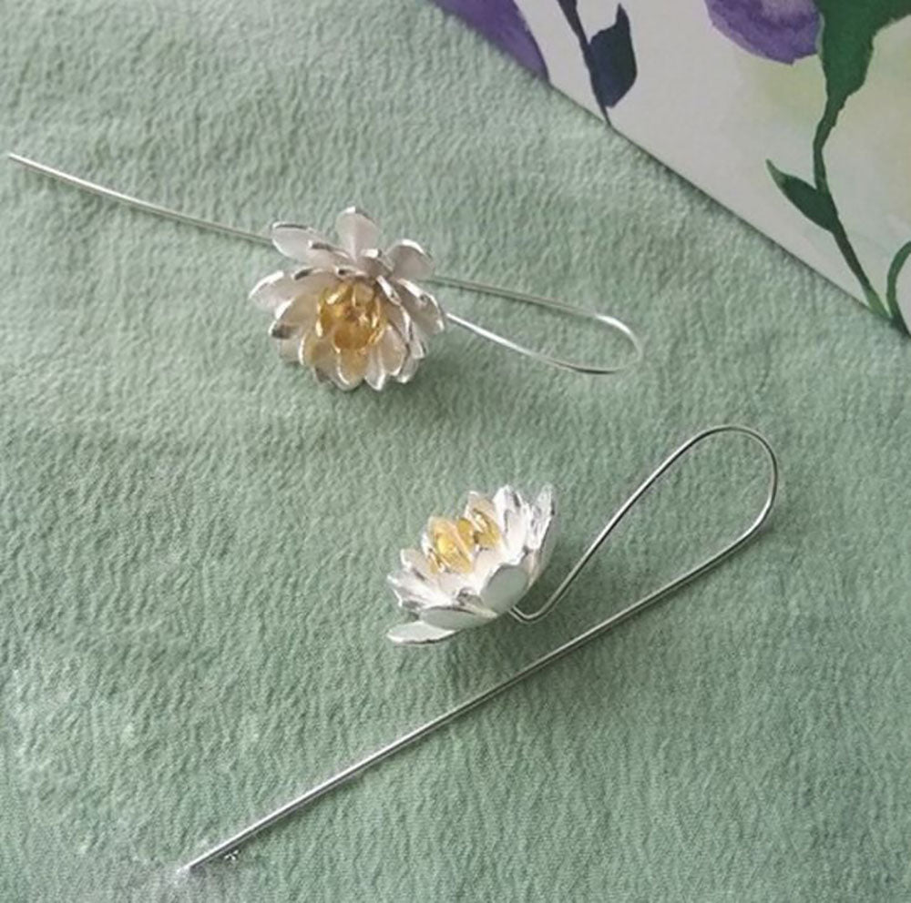 FlowerDropLongEarringsforWomenDangleHookGoldPlatedGingerLyneCollection_Silver-2