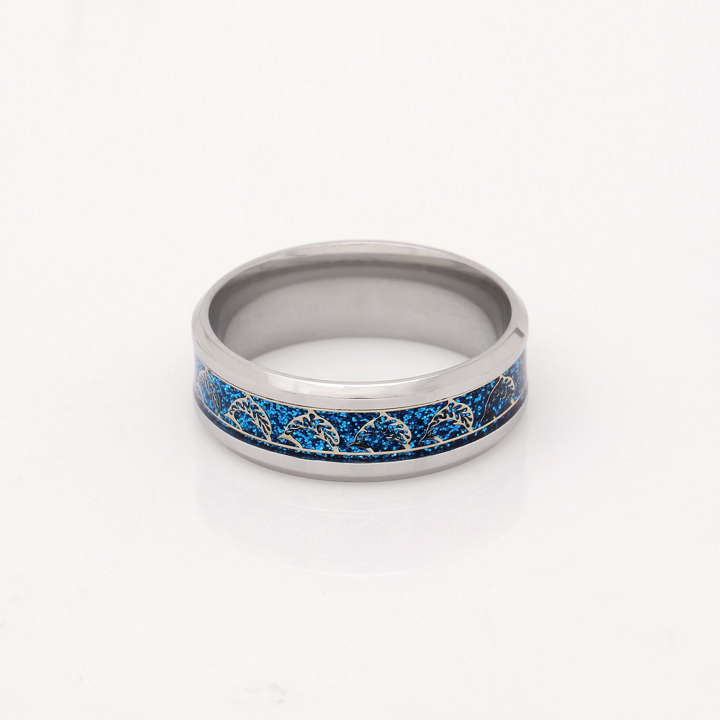 DolphinsStainlessSteelComfortFitWeddingBandRingforMenWomenGingerLyneCollection_Silver-4