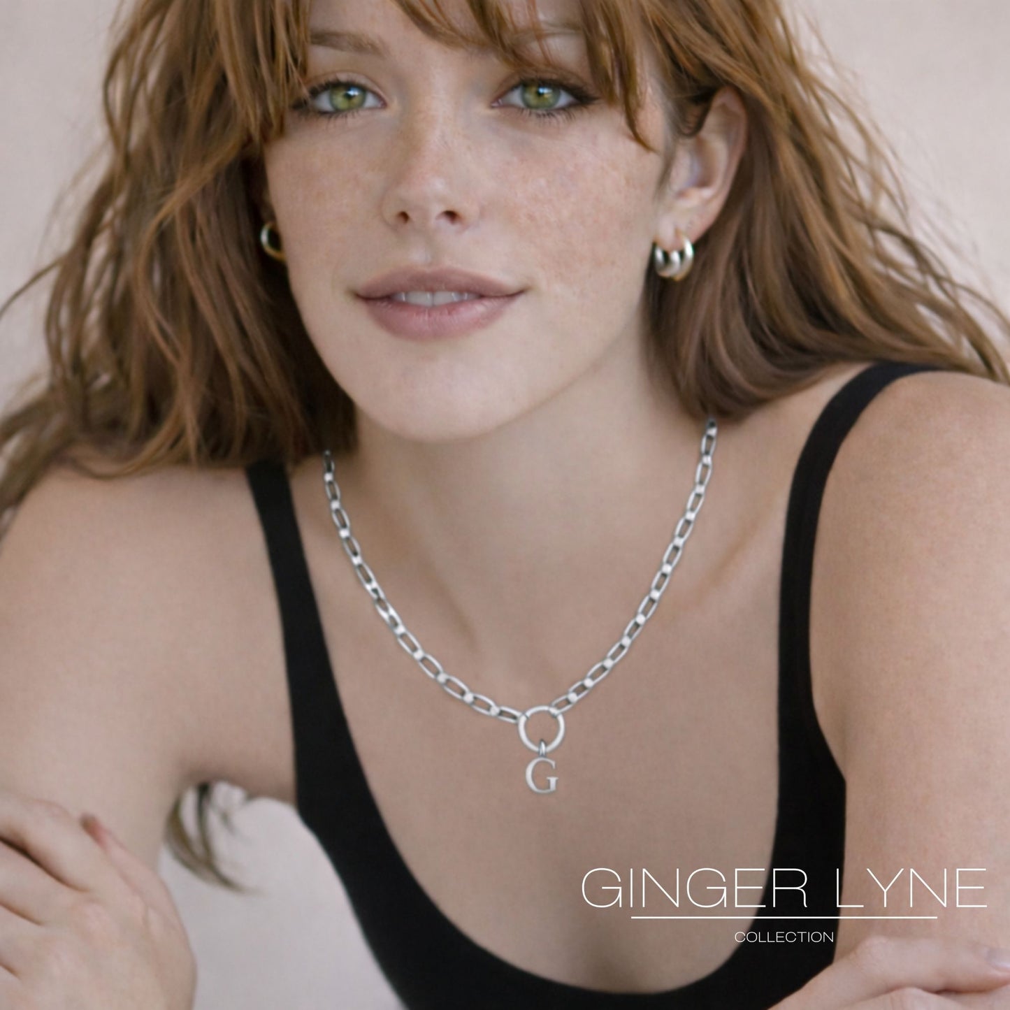 PaperclipLinkCircleCarabinerIntialLetterCharmHolderNecklaceforWomenStainlessSteel20"GingerLyne_Gold-7