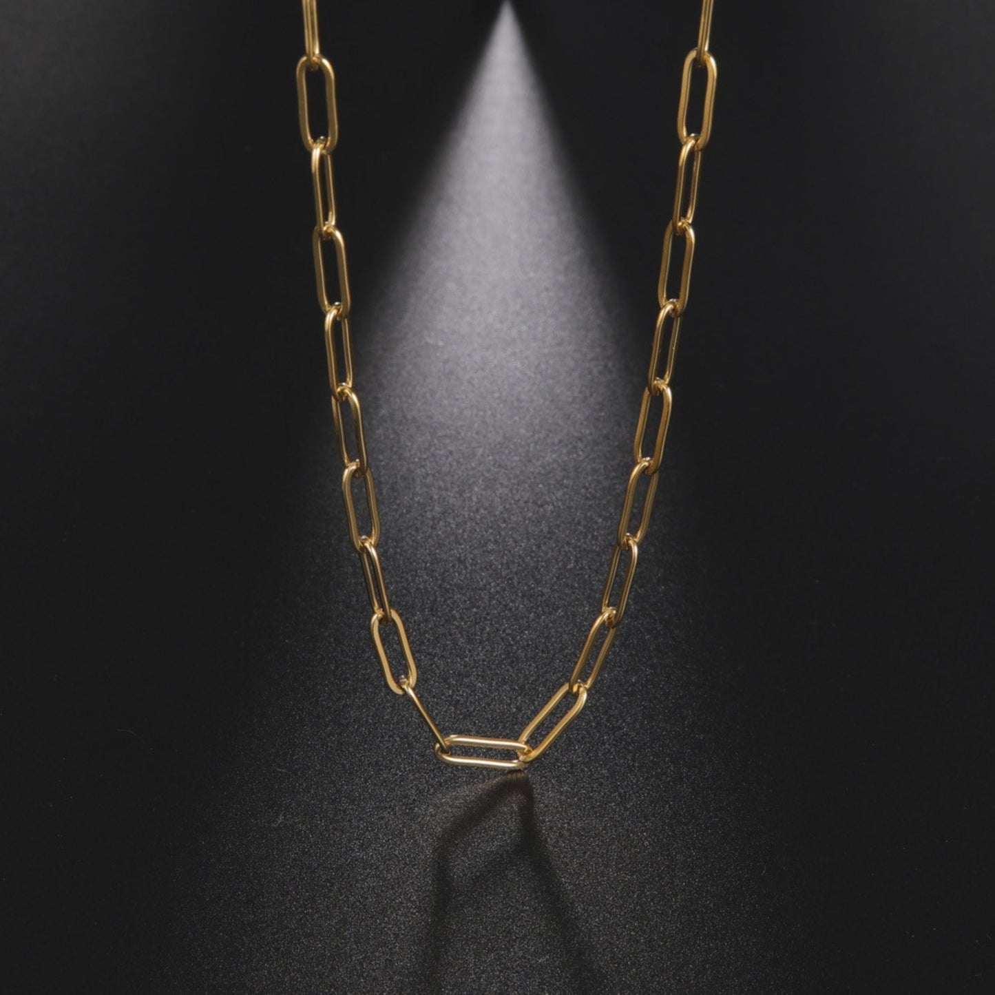 PaperclipChainNecklaceforWomen18KTGoldPlatedStainlessSteelGingerLyneCollection_Gold-3