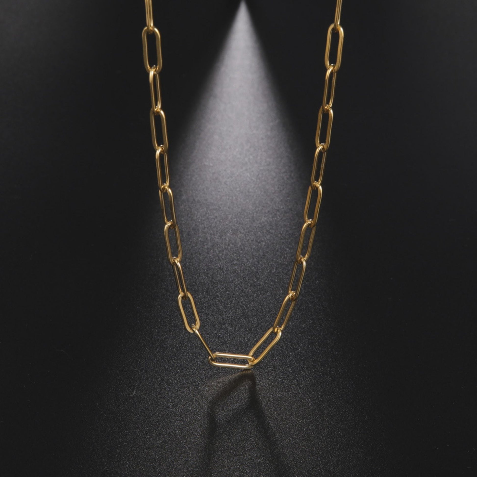 PaperclipChainNecklaceforWomen18KTGoldPlatedStainlessSteelGingerLyneCollection_Gold-3