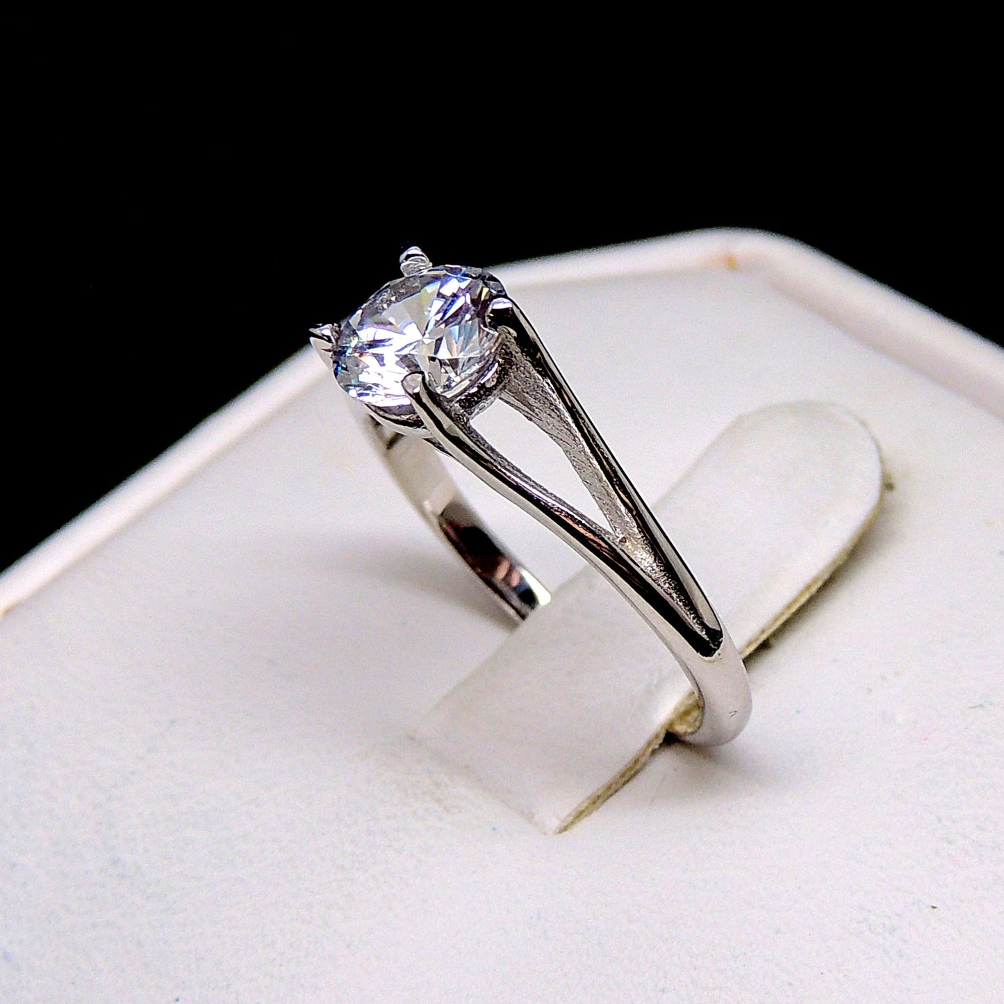 ArielEngagementRingCubicZirconiaWomenSterlingSilverGingerLyneCollection_Silver-5