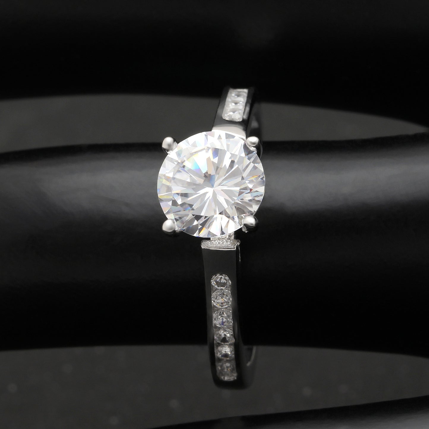 VictoriaEngagementRingSterlingSilverSolitaireWomensGingerLyneCollection_Eng.Ring/Silver-7